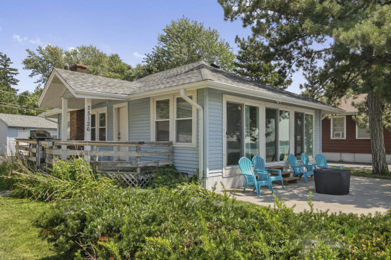 25126 W Lake Shore 1